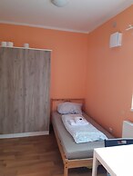 2-Rent Group Hostel Rooms&Apartments TUB19A