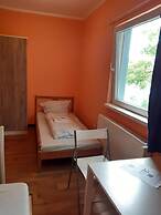 2-Rent Group Hostel Rooms&Apartments TUB19A
