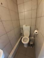 2-Rent Group Hostel Rooms&Apartments TUB19A