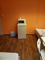 2-Rent Group Hostel Rooms&Apartments TUB19A