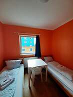 2-Rent Group Hostel Rooms&Apartments TUB19A