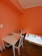 2-Rent Group Hostel Rooms&Apartments TUB19A