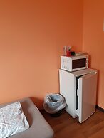 2-Rent Group Hostel Rooms&Apartments TUB19A