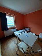 2-Rent Group Hostel Rooms&Apartments TUB19A