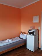 2-Rent Group Hostel Rooms&Apartments TUB19A