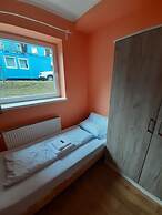 2-Rent Group Hostel Rooms&Apartments TUB19A