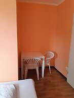 2-Rent Group Hostel Rooms&Apartments TUB19A