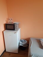2-Rent Group Hostel Rooms&Apartments TUB19A