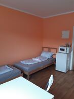 2-Rent Group Hostel Rooms&Apartments TUB19A