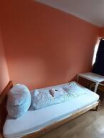 2-Rent Group Hostel Rooms&Apartments TUB19A