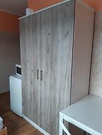 2-Rent Group Hostel Rooms&Apartments TUB19A