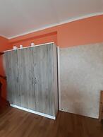 2-Rent Group Hostel Rooms&Apartments TUB19A