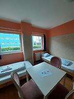 2-Rent Group Hostel Rooms&Apartments TUB19A