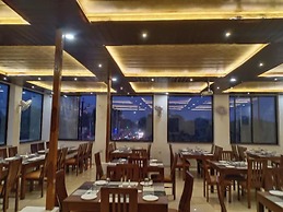 Hotel Paradise Inn