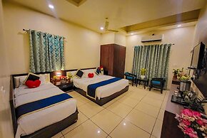 Hotel Paradise Inn