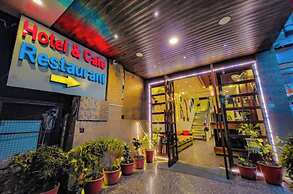 Hotel Paradise Inn