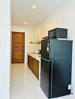 Hillside Haven-Luxury Room