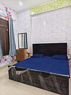Gauri Shankar P Guest house