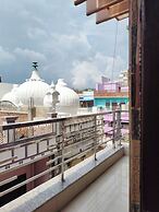 Gauri Shankar P Guest house