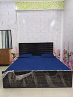 Gauri Shankar P Guest house