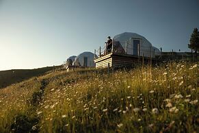 Stargazing Glamping Domes Golte