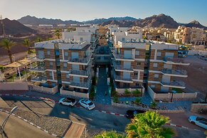 Red Canyon Spa Charm Stay by Sea N' Rent