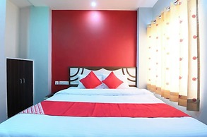 Hotel Lakhdatar Palace