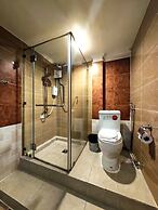 Thrive Hotel