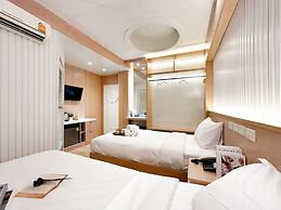 Thrive Hotel