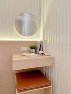 Thrive Hotel