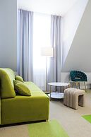 Moon ApartHotel