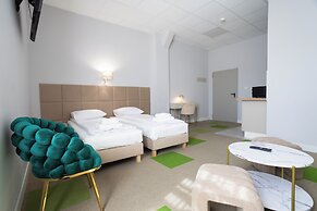 Moon ApartHotel