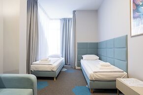 Moon ApartHotel