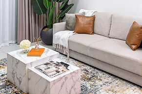 Delujo Stays – Burj Crown Collection
