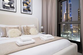 Delujo Stays – Burj Crown Collection