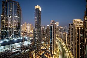Delujo Stays – Burj Crown Collection