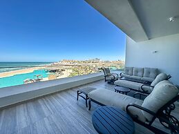 2BR Iconic Oceanfront Escape