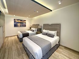 2BR Iconic Oceanfront Escape