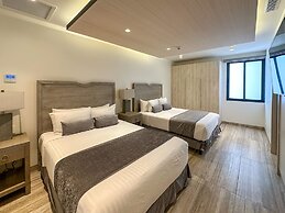 2BR Iconic Oceanfront Escape