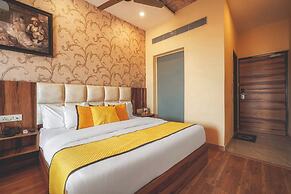 Sallow Royal Suites by Dew Drop