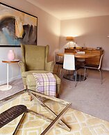 Charming Edinburgh Apartment Beside Edinburgh Castle