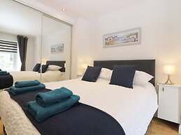3 Caroline Place
