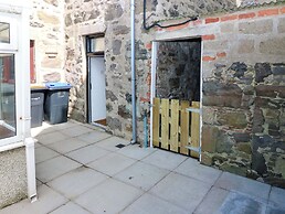 3 Caroline Place
