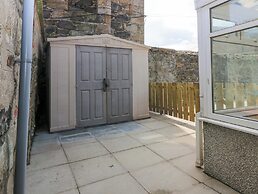 3 Caroline Place