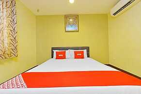 98 Hotel