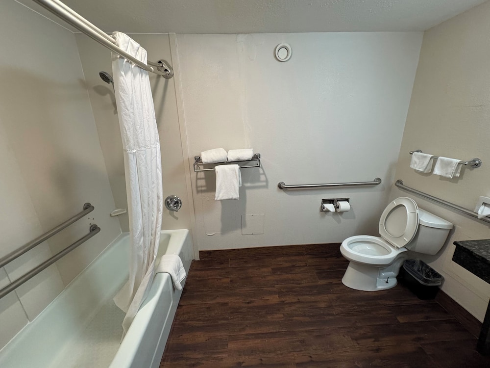Mountain Valley Inn & Suites