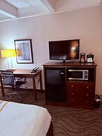 Mountain Valley Inn & Suites