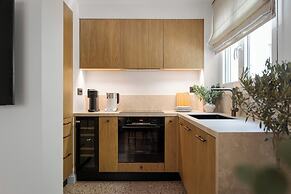 Kolonaki Athena Residence by Fineline