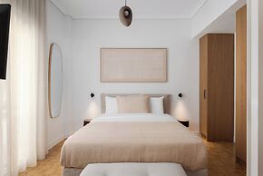 Kolonaki Athena Residence by Fineline
