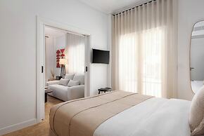 Kolonaki Athena Residence by Fineline